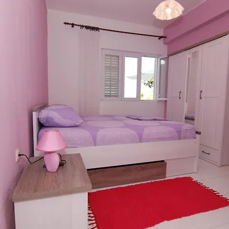 Apartament Apartmani Lukacic - Kraj Tkon